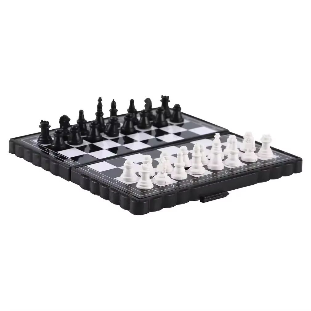 1Pc Mini Magnetic  Chess Set   – Kids Outdoor Fun Bewertung und Preis